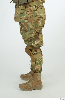 Luis Donovan Soldier Pose A leg lower body 0005.jpg